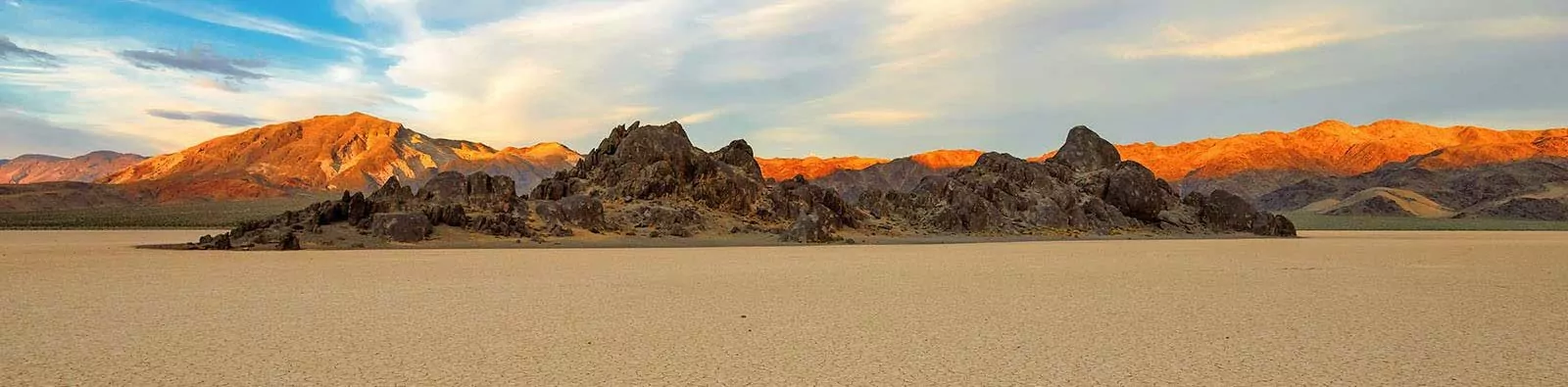 Beautiful sunset in Death Valley National Park