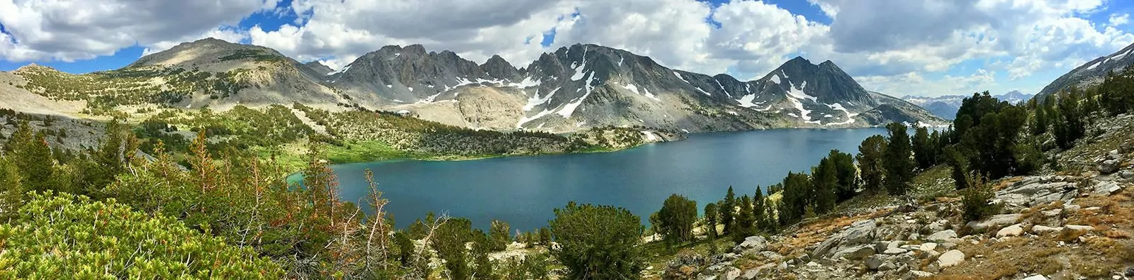 Stunning alpine lake in the Inyo National Forest, California
